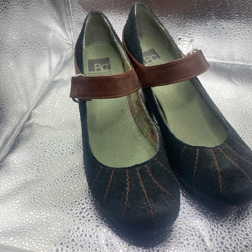 BC leather heel size 10 NWOT